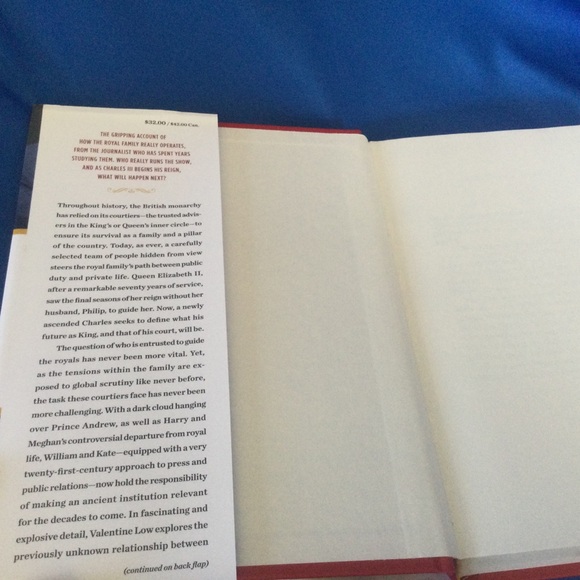 Courtiers Windsor Valentine Low Hardcover Book 1st Edition Royals - Picture 3 of 8